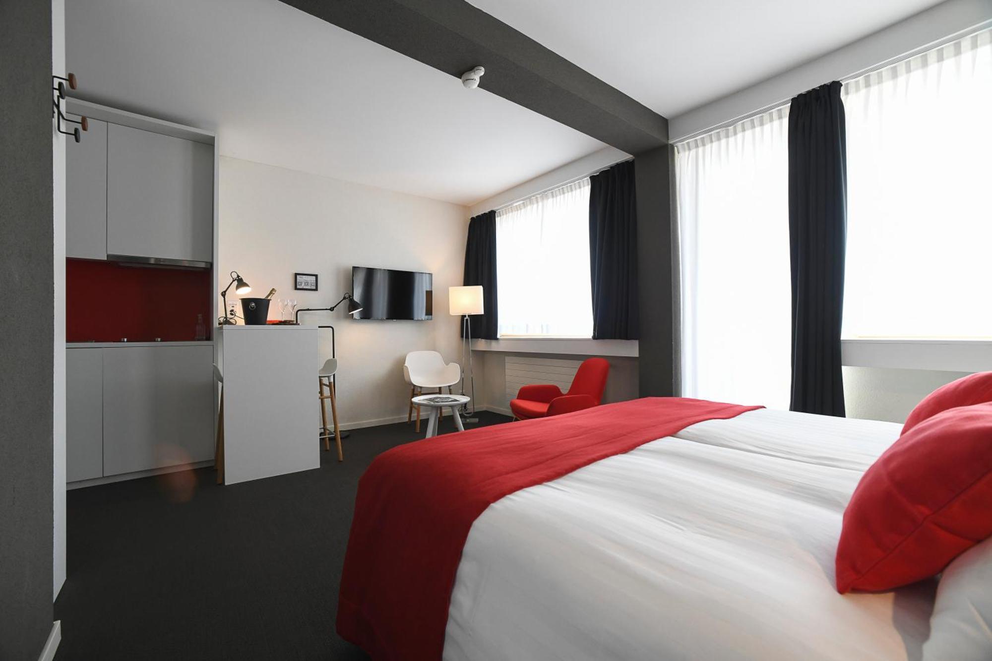 Home Swiss Hotel Женева Номер фото