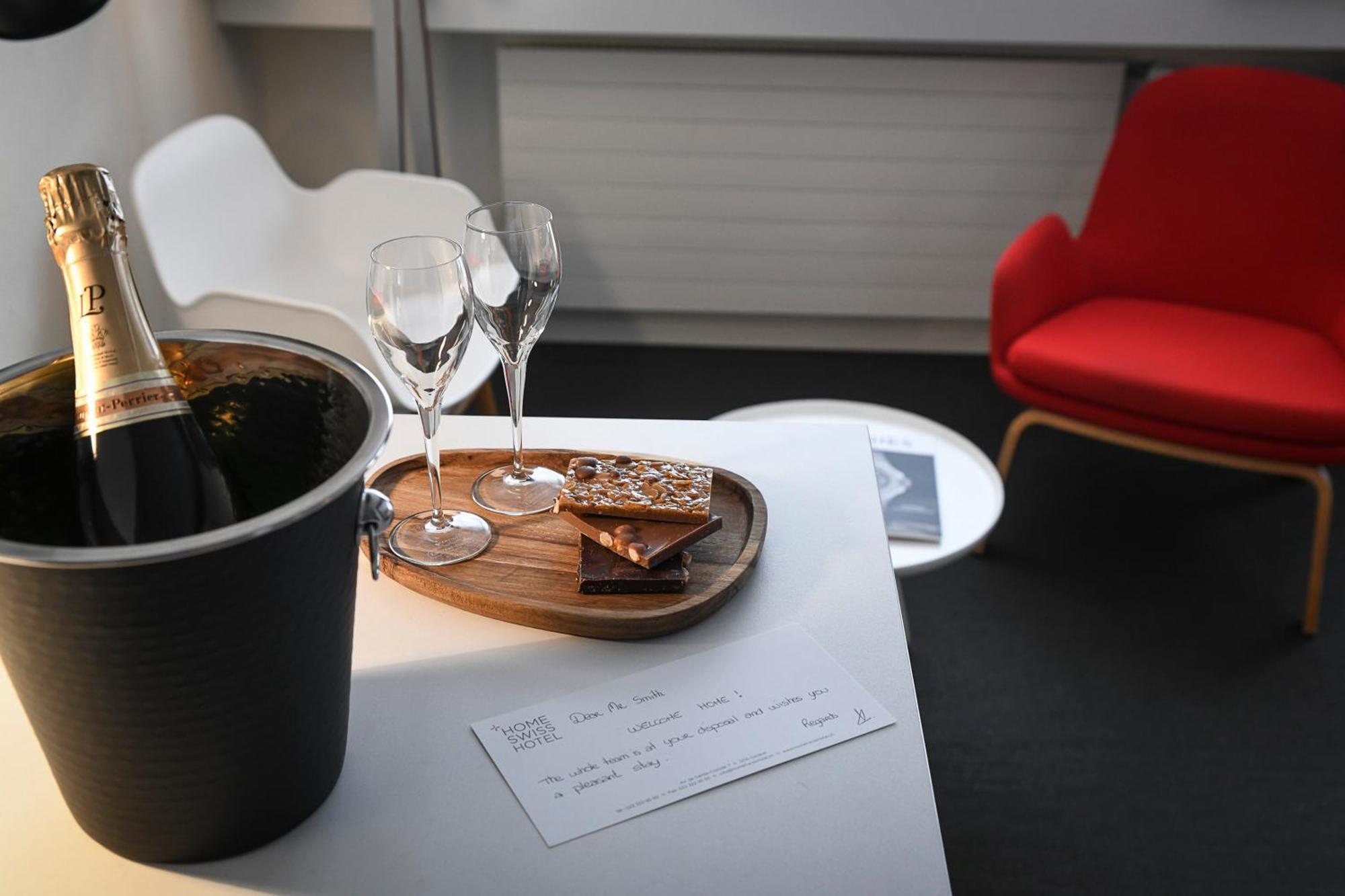 Home Swiss Hotel Женева Экстерьер фото