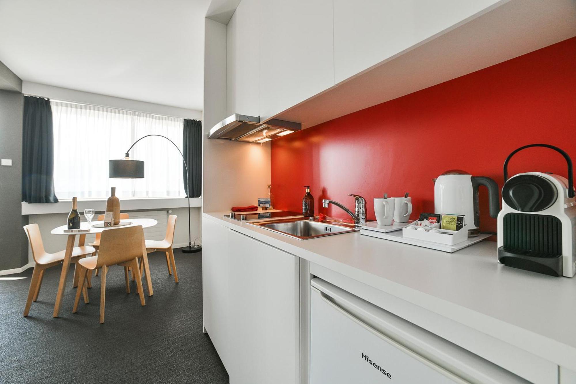 Home Swiss Hotel Женева Экстерьер фото